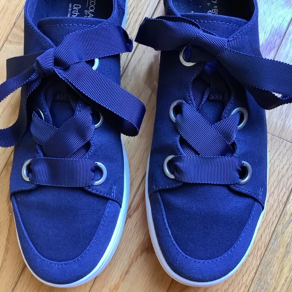 Koolaburra Suede and Canvas Sneakers - Penley Blue SZ 9.5